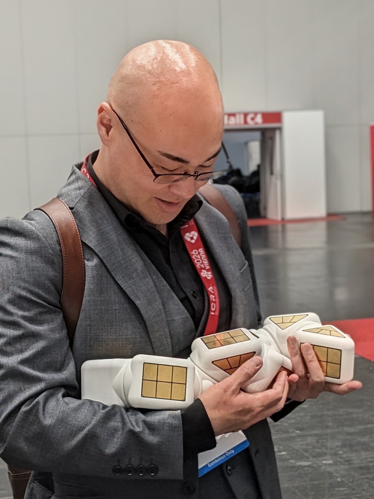 PET at a robotics conference 6